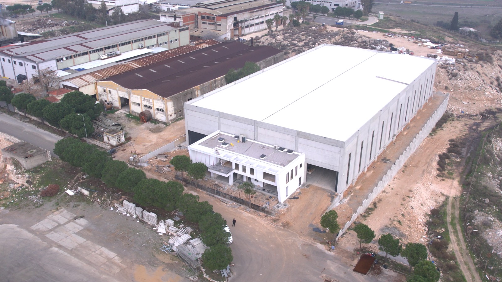 İzmir Serbest Bölge Roll Nova Çelik Fabrikası İdari Bina Şantiyesi İnce İşler İmalatı